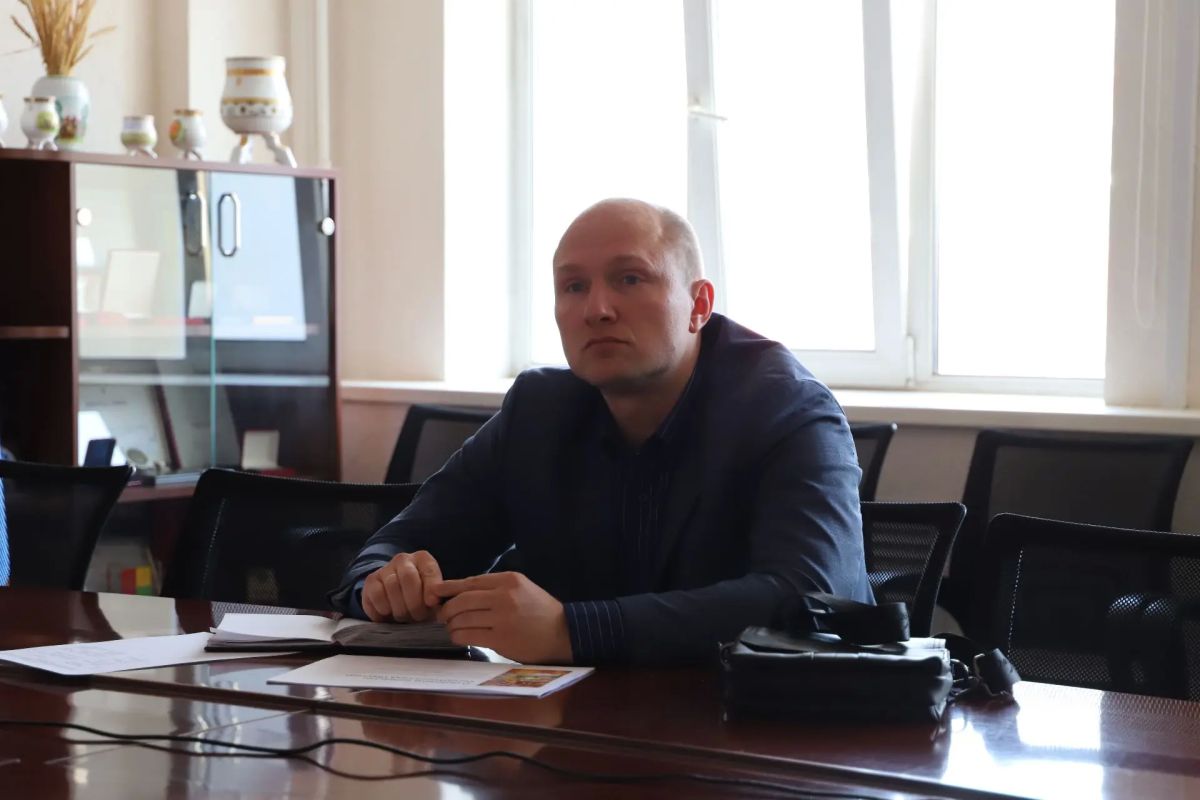 В Минсельхозе Якутии прошли встречи с представителями промышленных предприятий В Минсельхозе Якутии прошли встречи с представителями промышленных предприятий
