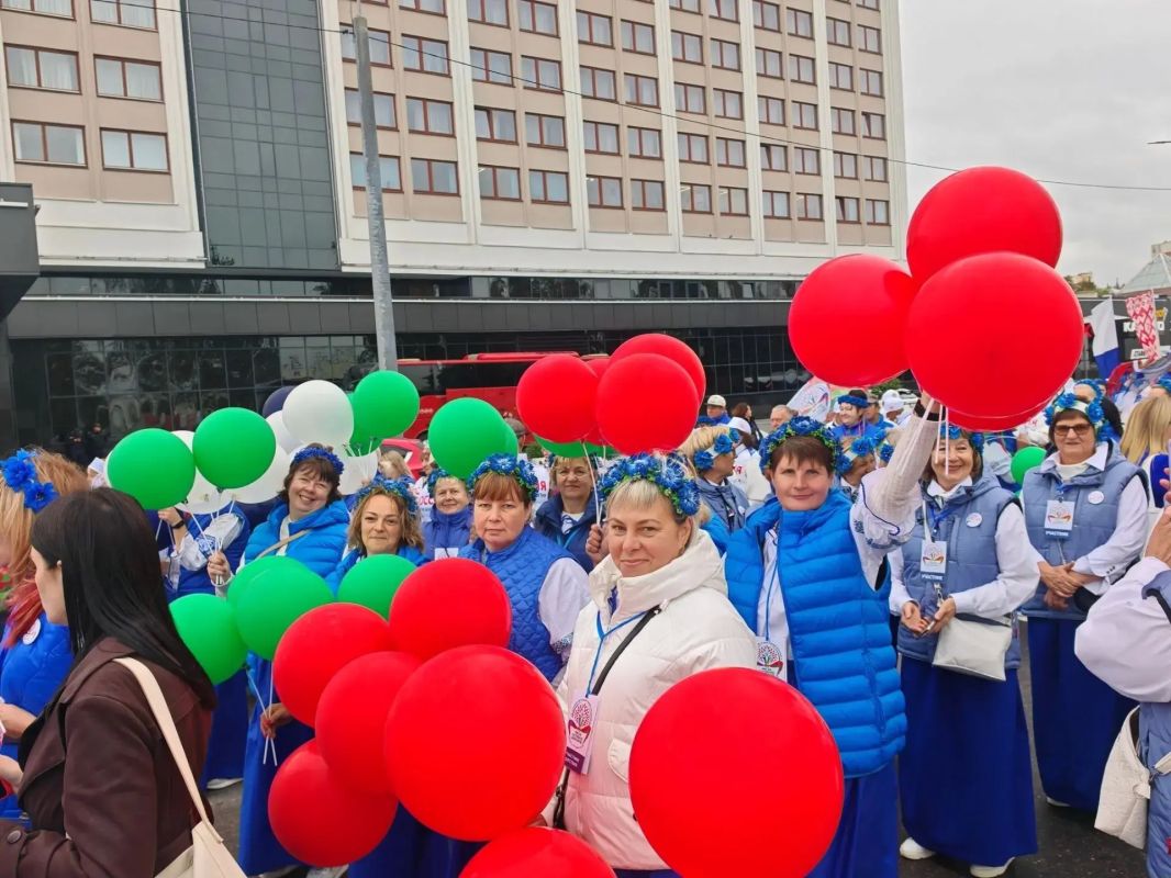 Минтруд России. Завершился Союзный слет граждан старшего поколения «Мы – за активное долголетие» С 23 по 25 сентября в Республике Беларусь прошел Союзный слет граждан старшего поколения «Мы – за активное долголетие» Минтруд России. Завершился Союзный слет граждан старшего поколения «Мы – за активное долголетие» С 23 по 25 сентября в Республике Беларусь прошел Союзный слет граждан старшего поколения «Мы – за активное долголетие»