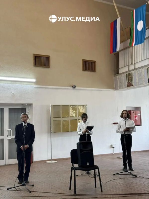 Гимн Якутии прозвучал под рукой его автора Гимн Якутии прозвучал под рукой его автора