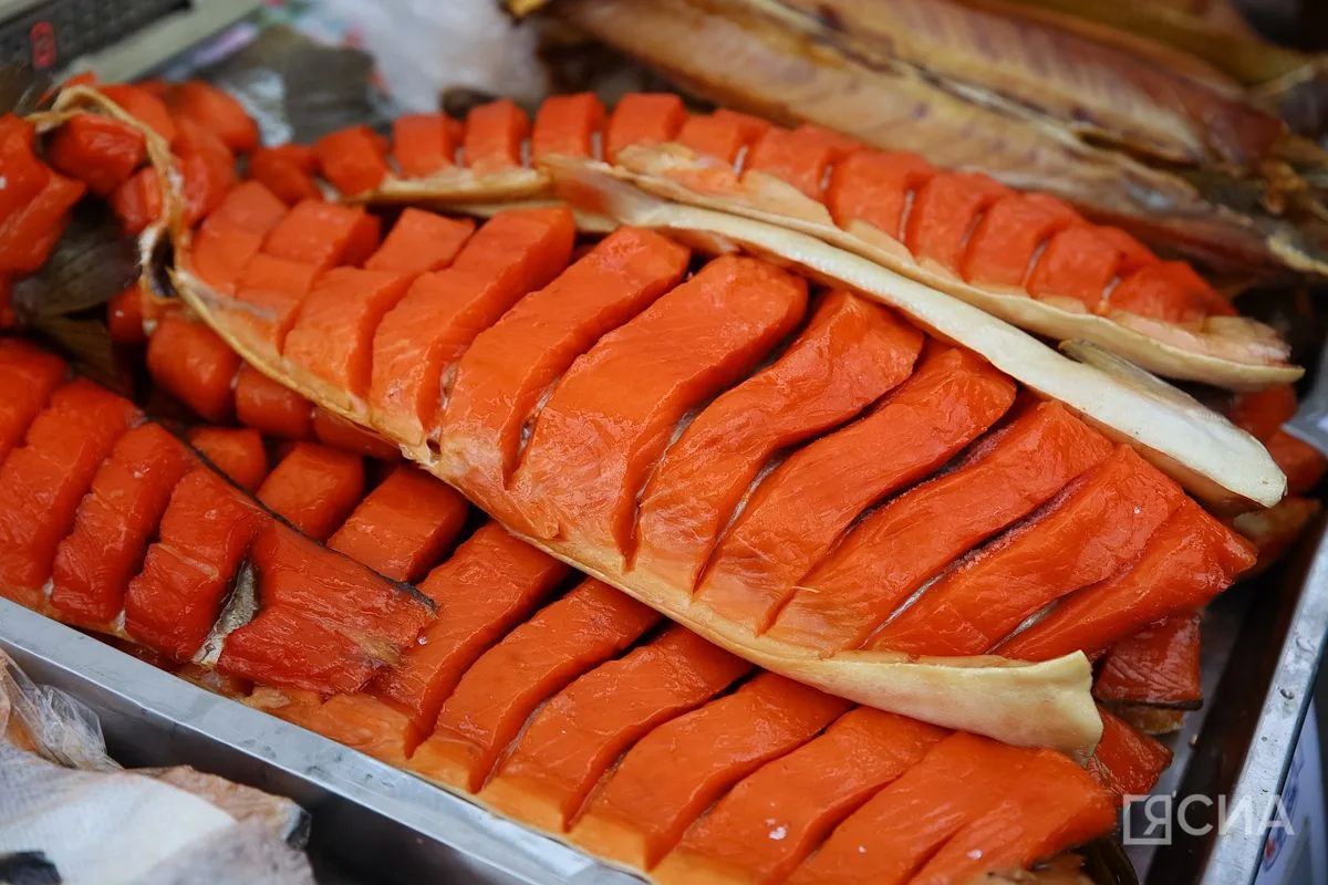 Мясо, рыба, овощи, ягоды и хлеб: в Якутске открылась ярмарка местных производителей «Продовольствие-2026» Мясо, рыба, овощи, ягоды и хлеб: в Якутске открылась ярмарка местных производителей «Продовольствие-2026»