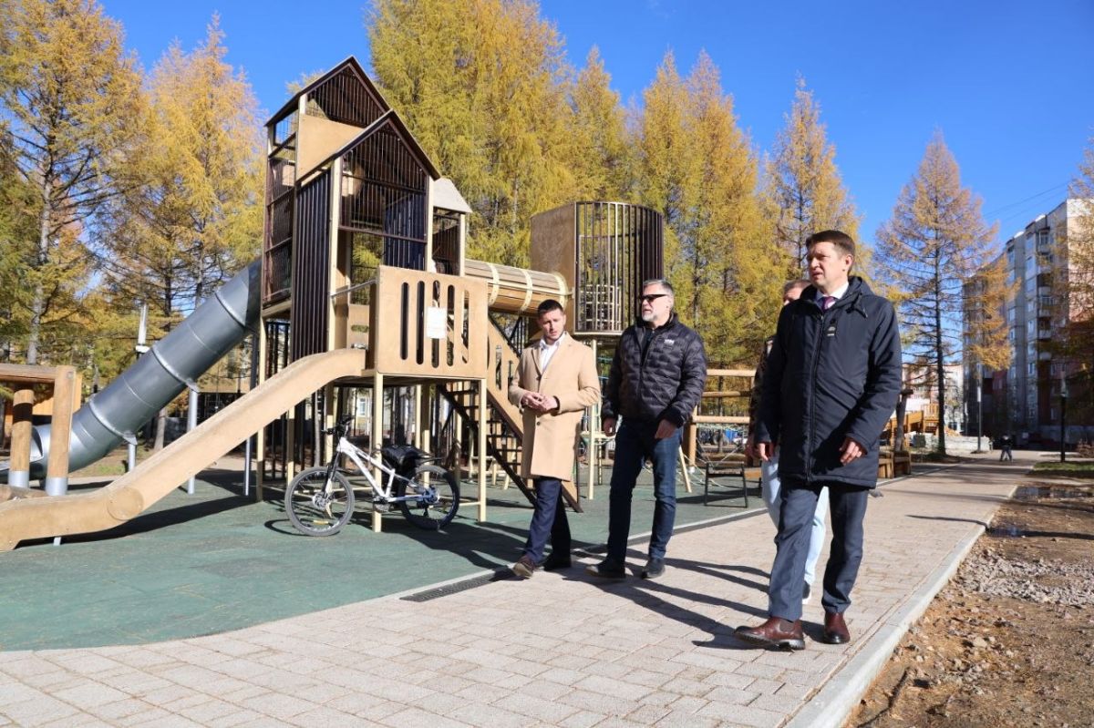 Сегодня Председатель Правительства Якутии Кирилл Бычков работает в Нерюнгринском районе. В рамках визита он посетил социальные объекты города. Сегодня Председатель Правительства Якутии Кирилл Бычков работает в Нерюнгринском районе. В рамках визита он посетил социальные объекты города.