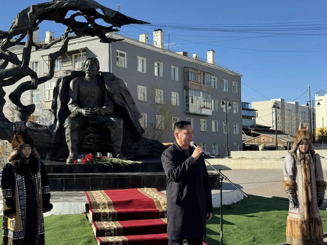 В Якутске высадили 30 яблонь в честь 150-летия Союза театральных деятелей России 27 СЕНТЯБРЯ 2026 05:33| В Якутске высадили 30 яблонь в честь 150-летия Союза театральных деятелей России 27 СЕНТЯБРЯ 2026 05:33|