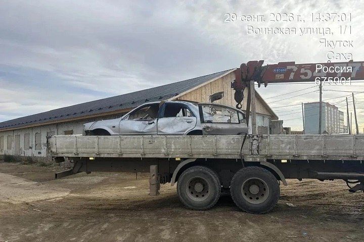 Кладбище брошенных автомобилей: Власти Якутска очищают город от бесхозных машин