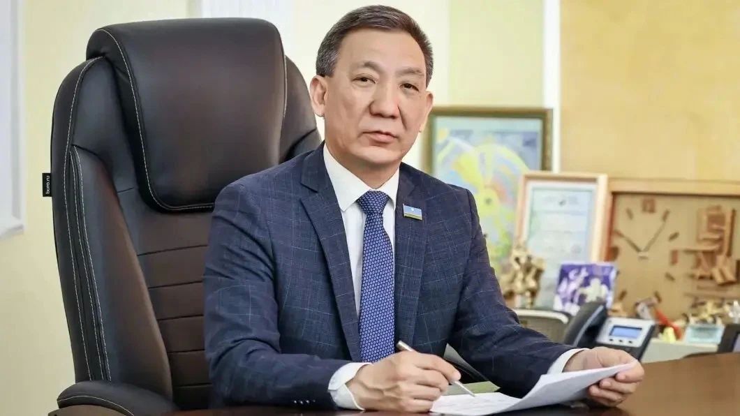 Управление по охране объектов культурного наследия Республики Саха (Якутия) искренне поздравляет Министра культуры и духовного развития Республики Саха (Якутия) Афанасия Ивановича Ноева с 60-летием!