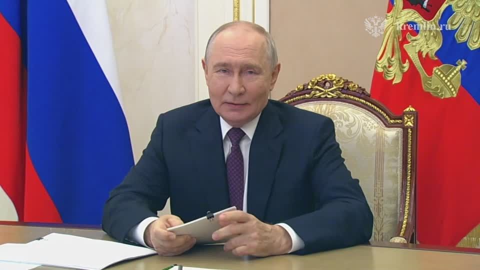 Владимир Путин по видеосвязи участвует в открытии «Точки будущего» в Якутии