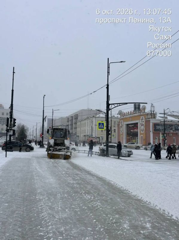 Мех.подметание тротуаров, Проспект Ленина