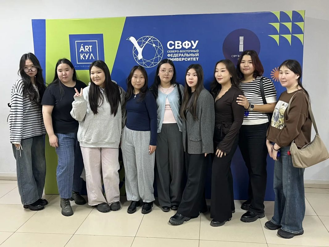 #ПрямоСейчас: В СВФУ проходит Арктическая ярмарка вакансий в рамках VII Северного форума по устойчивому развитию и VIII Межрегиональной научно-практической конференции «Арктический вектор: кадры в Арктику» #ПрямоСейчас: В СВФУ проходит Арктическая ярмарка вакансий в рамках VII Северного форума по устойчивому развитию и VIII Межрегиональной научно-практической конференции «Арктический вектор: кадры в Арктику»