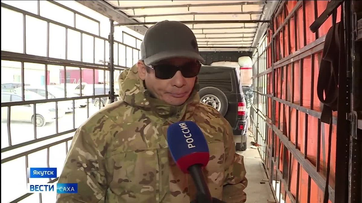 Якутия отправила очередную партию техники и гуманитарной помощи в зону СВО