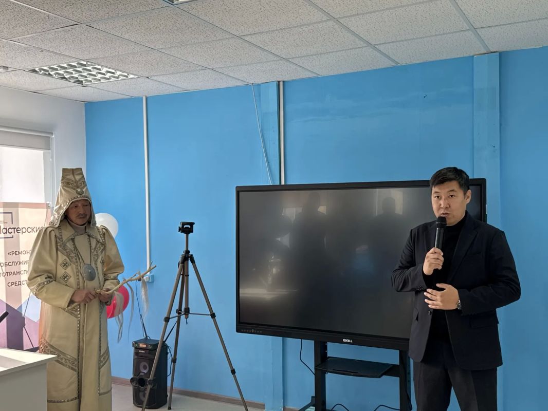В Якутске открыли две современные мастерские в Автодорожном техникуме благодаря поддержке Дальнего Востока В Якутске открыли две современные мастерские в Автодорожном техникуме благодаря поддержке Дальнего Востока
