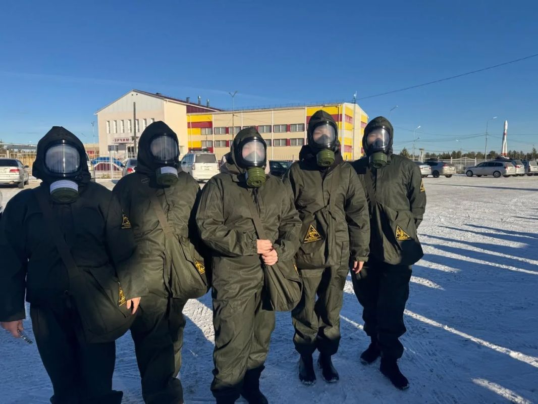 Специалисты ветеринарной службы Вилюйского улуса приняли участие во Всероссийской штабной тренировке по гражданской обороне Специалисты ветеринарной службы Вилюйского улуса приняли участие во Всероссийской штабной тренировке по гражданской обороне