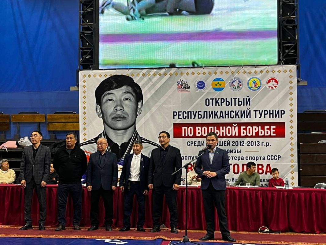 Сегодня принял участие в торжественном открытии XXXV республиканского турнира по вольной борьбе среди юношей на призы заслуженного мастера спорта СССР Василия Николаевича Гоголева