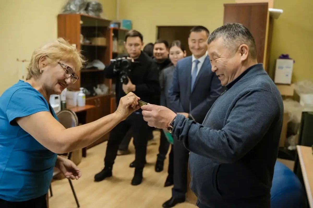 Настоящее тепло рук. То, что согревает там, на передовой Настоящее тепло рук. То, что согревает там, на передовой