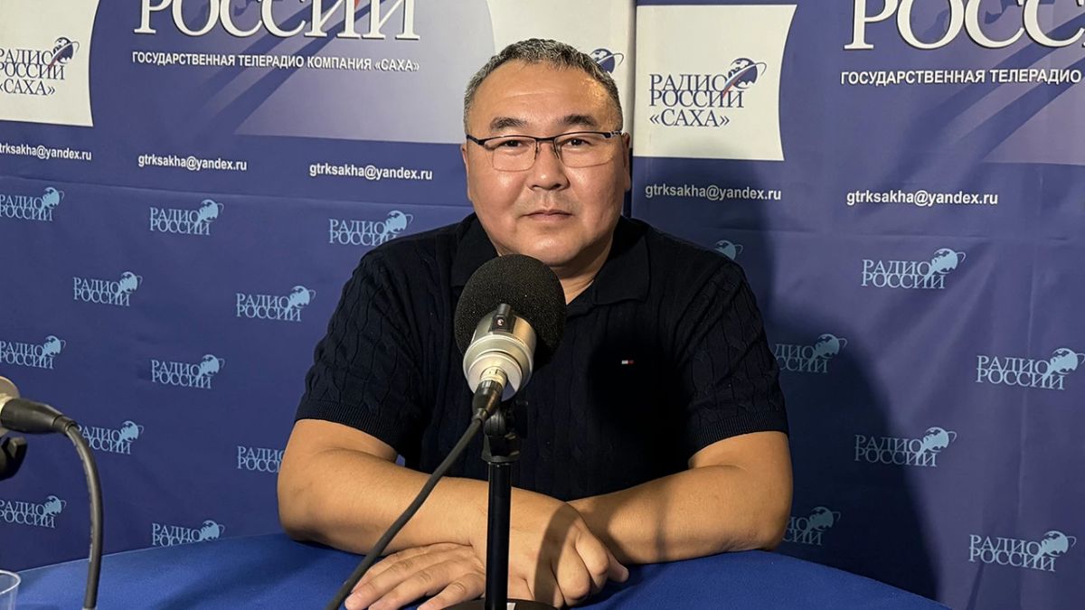 В новом выпуске программы "Тема дня", посвящённом прошедшему Международному дню пожилых людей, мы поговорили о тех, кто ежедневно заботится о старшем поколении