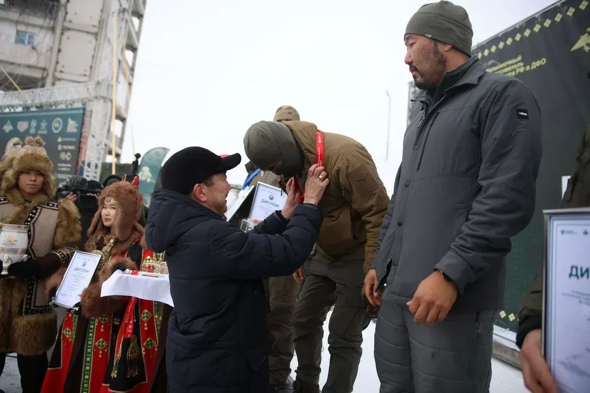 В Якутии наградили лучших снайперов турнира Федора Охлопкова В Якутии наградили лучших снайперов турнира Федора Охлопкова