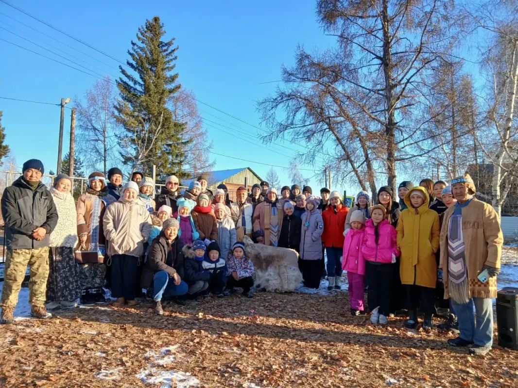 В селе Эжанцы Усть-Майского района отметили эвенкийский праздник первого снега «Синилгэн» В селе Эжанцы Усть-Майского района отметили эвенкийский праздник первого снега «Синилгэн»