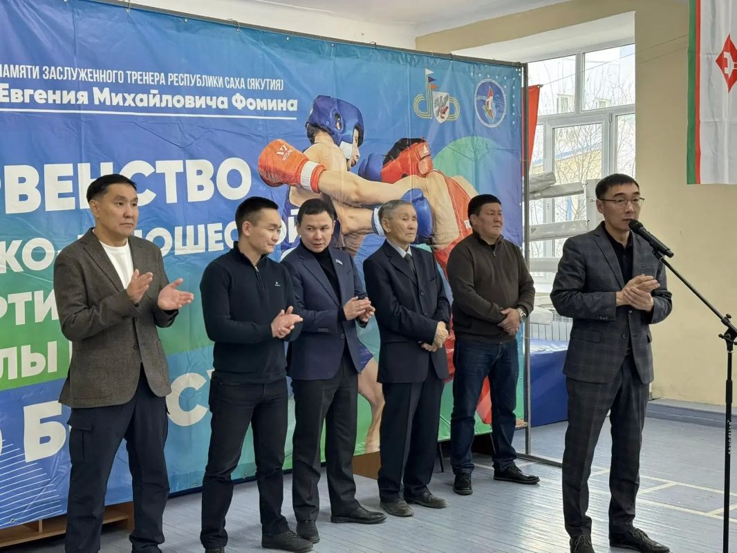 Сегодня стартовало Первенство г. Якутска по боксу памяти Заслуженного тренера РС(Я) Е. М. Фомина! Сегодня стартовало Первенство г. Якутска по боксу памяти Заслуженного тренера РС(Я) Е. М. Фомина!