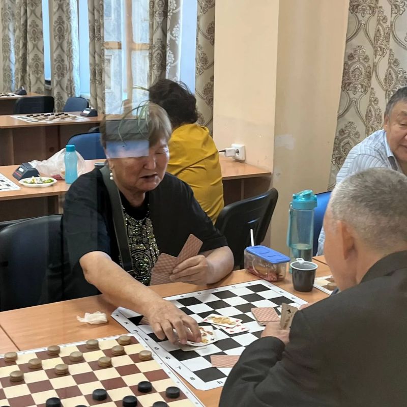 В Республиканском шахматно-шашечном центре проходит турнир по русским шашкам среди пенсионеров, посвящённый Международному дню пожилых людей В Республиканском шахматно-шашечном центре проходит турнир по русским шашкам среди пенсионеров, посвящённый Международному дню пожилых людей