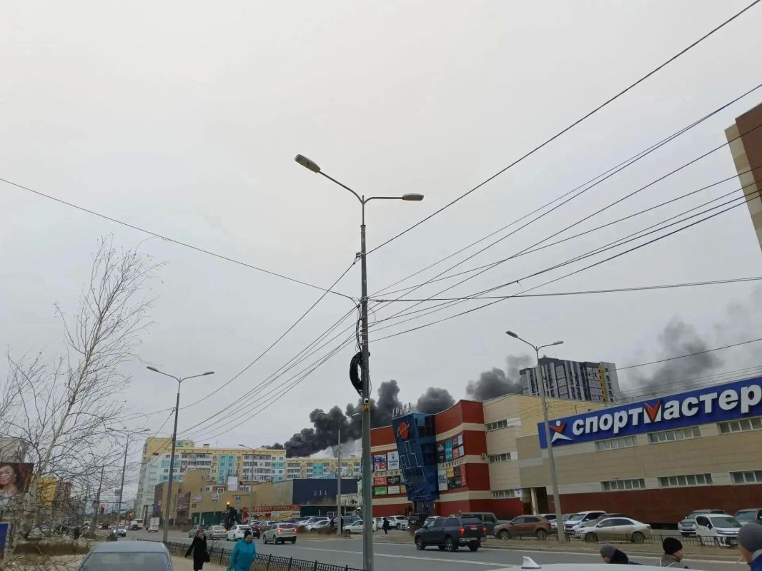 Черный дым из труб Якутской ТЭЦ объяснили плановыми испытаниями