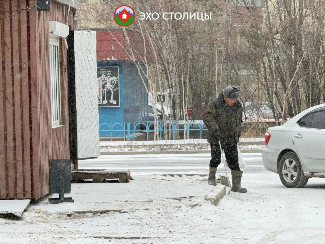 В Якутске пошел снег. Осторожно: гололед! В Якутске пошел снег. Осторожно: гололед!