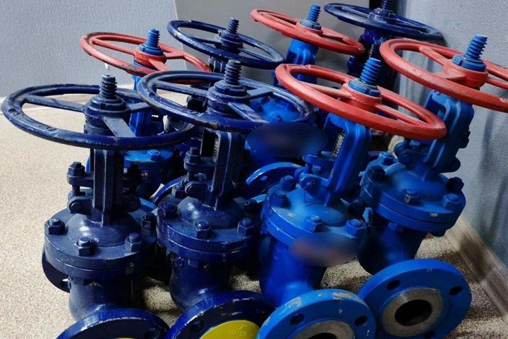 Украл задвижки на 248 тысяч рублей