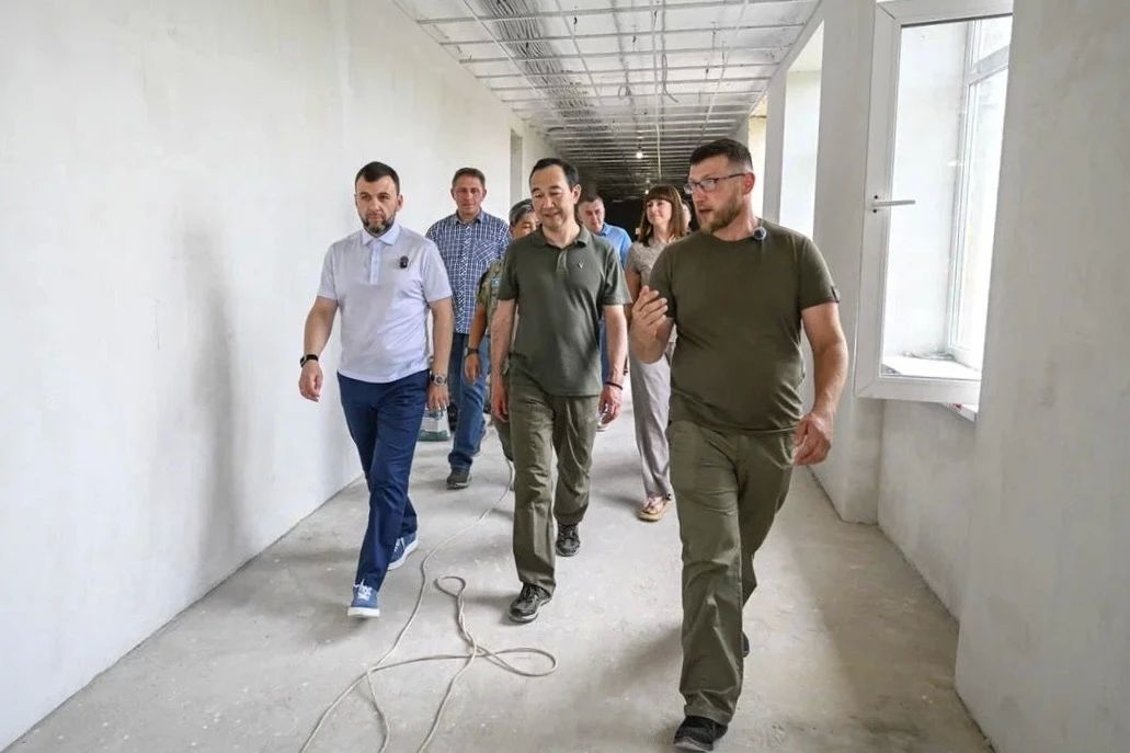 Рад поздравить Сергея Владимировича Кирова с государственной наградой - медалью ордена «За заслуги перед Отечеством» II степени Рад поздравить Сергея Владимировича Кирова с государственной наградой - медалью ордена «За заслуги перед Отечеством» II степени