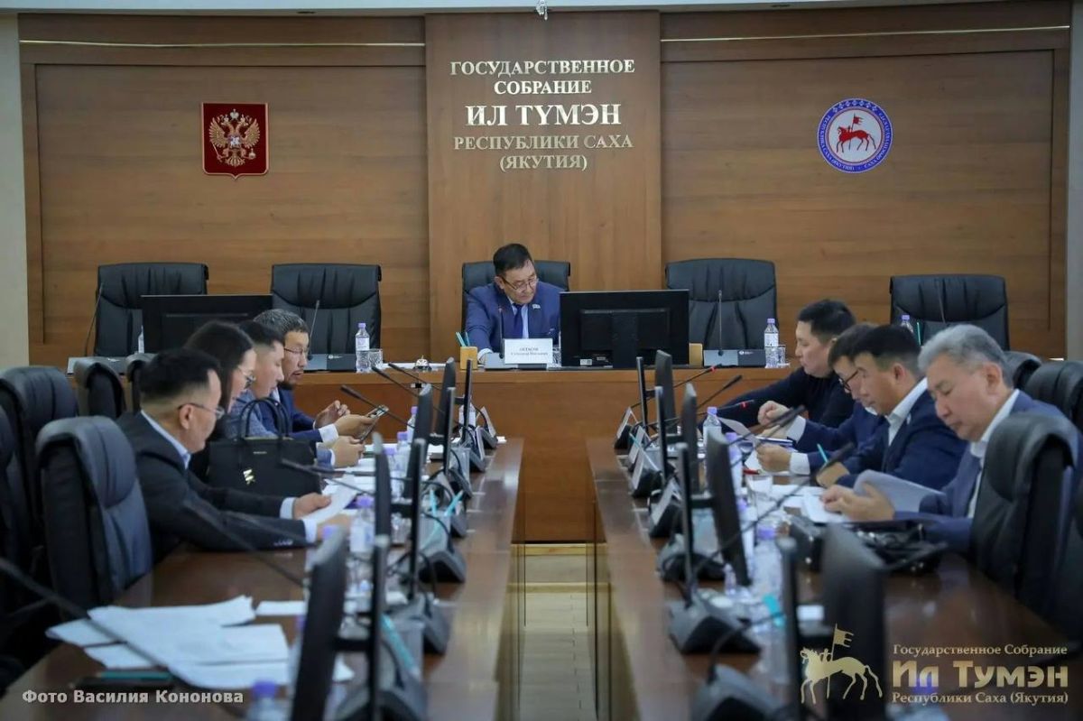 С прошлой недели ключевые комитеты Ил Тмэн обсуждали проект бюджета республики С прошлой недели ключевые комитеты Ил Тмэн обсуждали проект бюджета республики