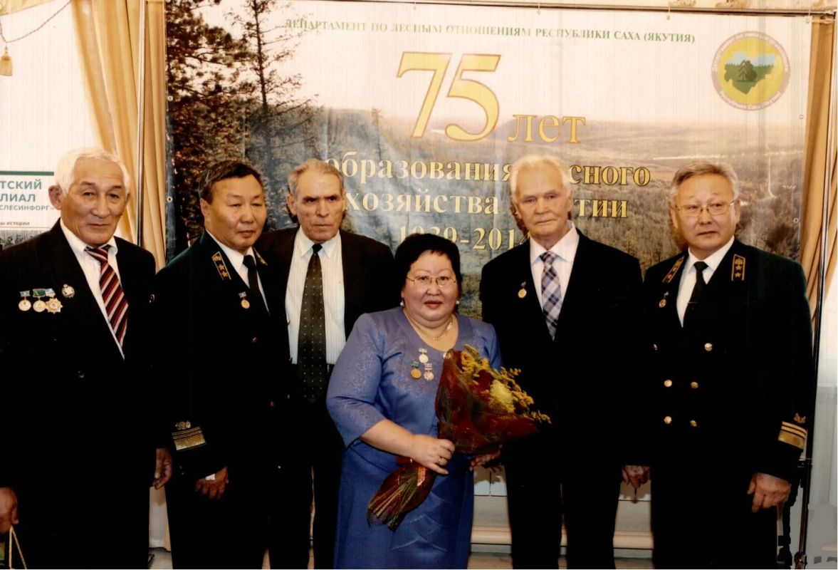 Ветерану лесного хозяйства Якутии Борису Миронычеву - 90 лет! Ветерану лесного хозяйства Якутии Борису Миронычеву - 90 лет!