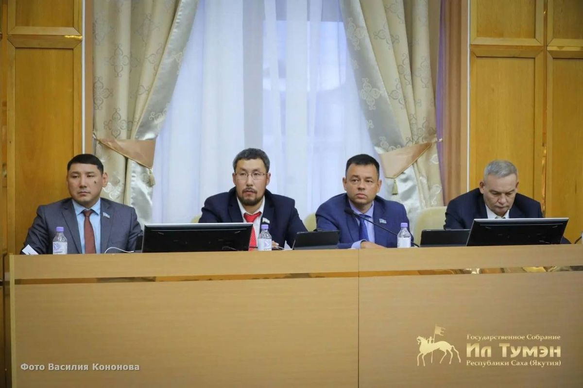 С прошлой недели ключевые комитеты Ил Тмэн обсуждали проект бюджета республики С прошлой недели ключевые комитеты Ил Тмэн обсуждали проект бюджета республики