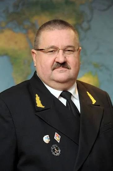 Уход из жизни Вячеслава Владимировича Рукши - большая утрата для транспортной отрасли России и для всех, кто связывает своё будущее с развитием Арктики Уход из жизни Вячеслава Владимировича Рукши - большая утрата для транспортной отрасли России и для всех, кто связывает своё будущее с развитием Арктики