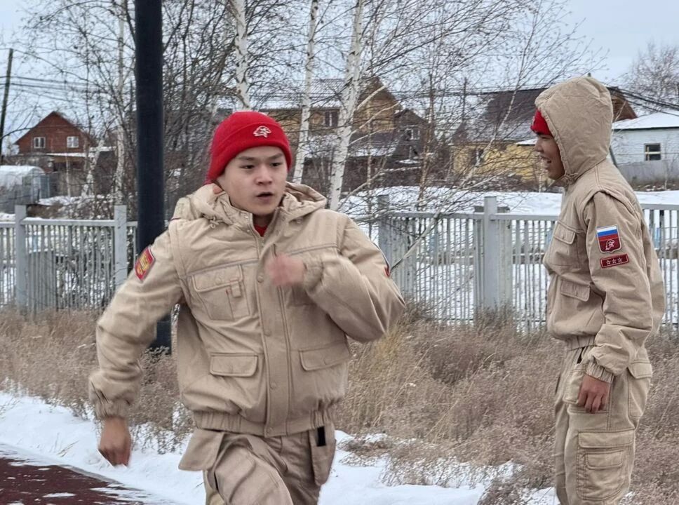 В Якутске юнармейцы проверили свои навыки на комплексе испытаний В Якутске юнармейцы проверили свои навыки на комплексе испытаний