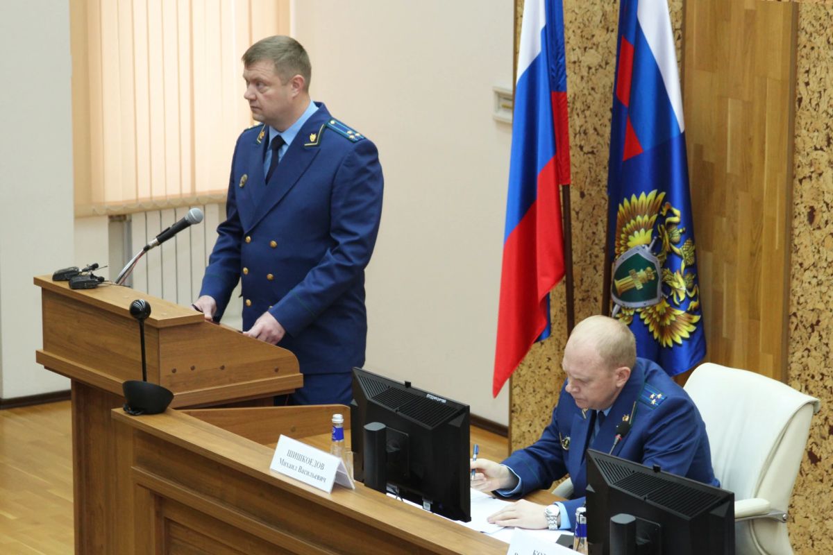 Заместитель Генерального прокурора России Сергей Зайцев представил Восточно-Сибирского транспортного и Байкальского межрегионального природоохранного прокуроров Заместитель Генерального прокурора России Сергей Зайцев представил Восточно-Сибирского транспортного и Байкальского межрегионального природоохранного прокуроров