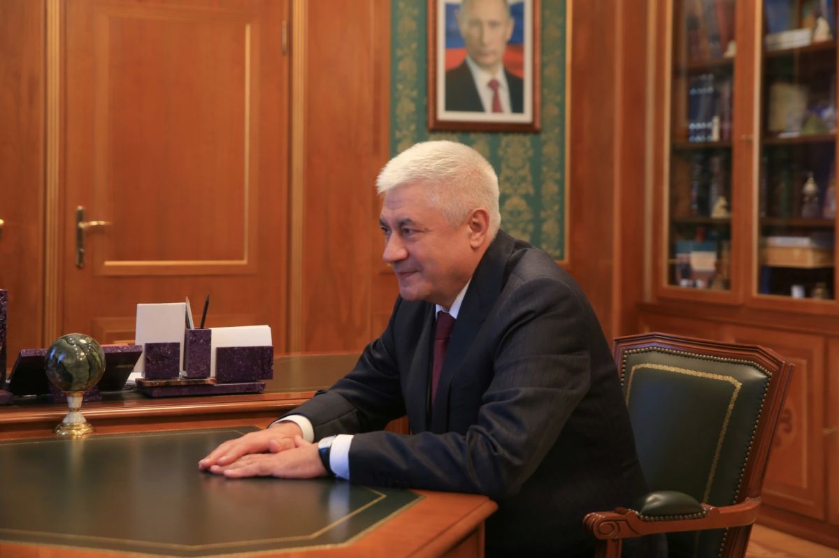 Ирина Волк: Министр внутренних дел Российской Федерации генерал полиции Российской Федерации Владимир Колокольцев прибыл в г. Якутск и встретился с Главой Республики Саха (Якутия) Айсеном Николаевым Ирина Волк: Министр внутренних дел Российской Федерации генерал полиции Российской Федерации Владимир Колокольцев прибыл в г. Якутск и встретился с Главой Республики Саха (Якутия) Айсеном Николаевым