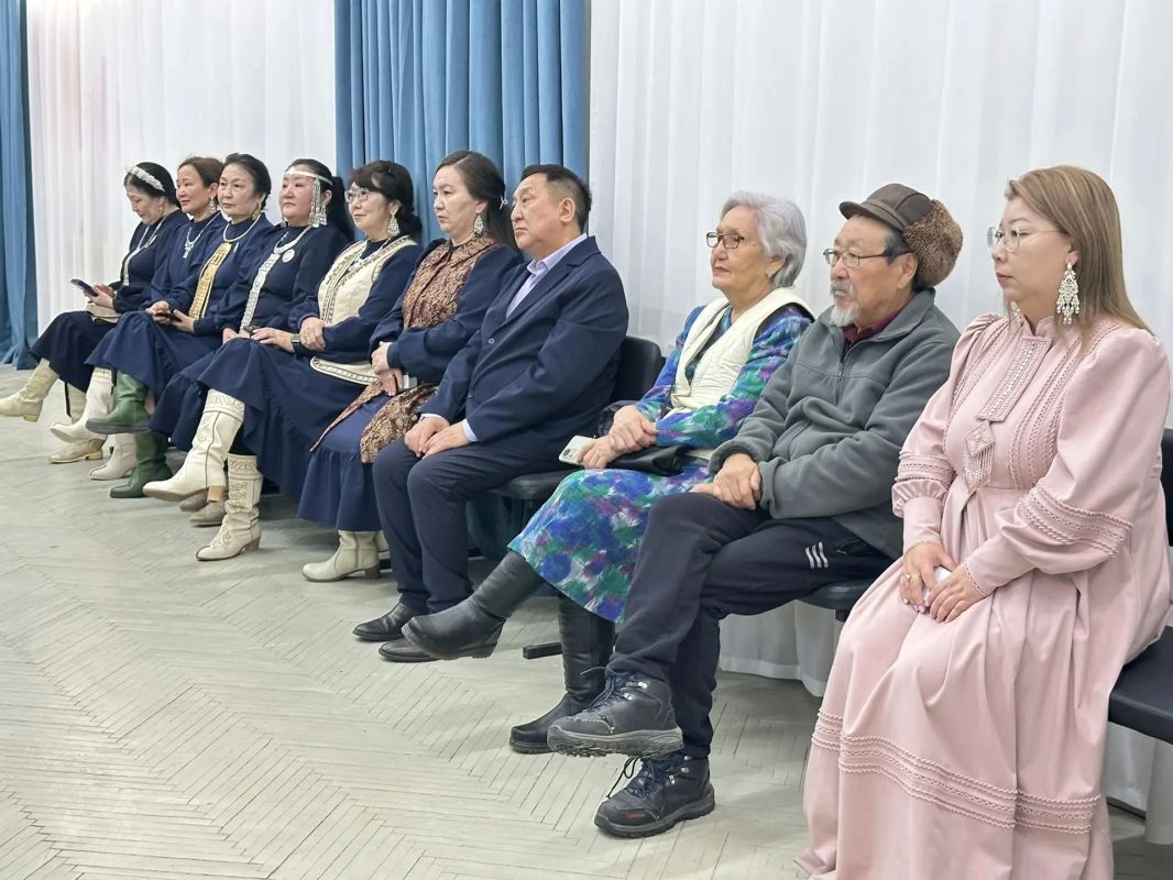 В Якутске стартовал семинар-практикум по описанию объектов нематериального этнокультурного достояния В Якутске стартовал семинар-практикум по описанию объектов нематериального этнокультурного достояния