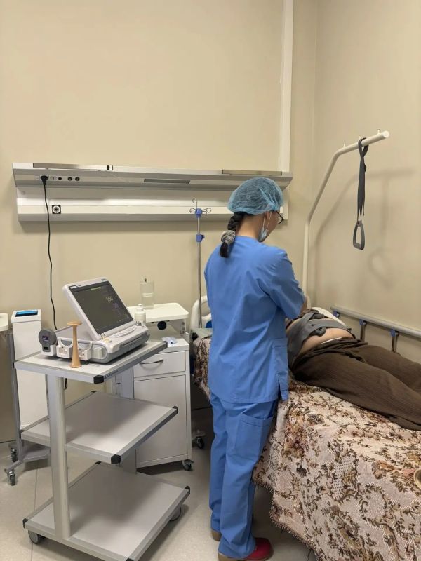 Почти тысяча пациентов получили медицинскую помощь в новом корпусе Намской больницы Почти тысяча пациентов получили медицинскую помощь в новом корпусе Намской больницы