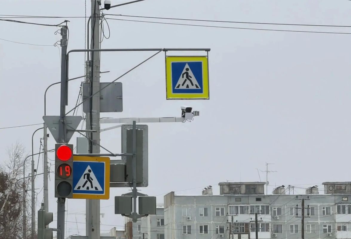 В Якутске установили шесть новых камер фиксации нарушений ПДД В Якутске установили шесть новых камер фиксации нарушений ПДД