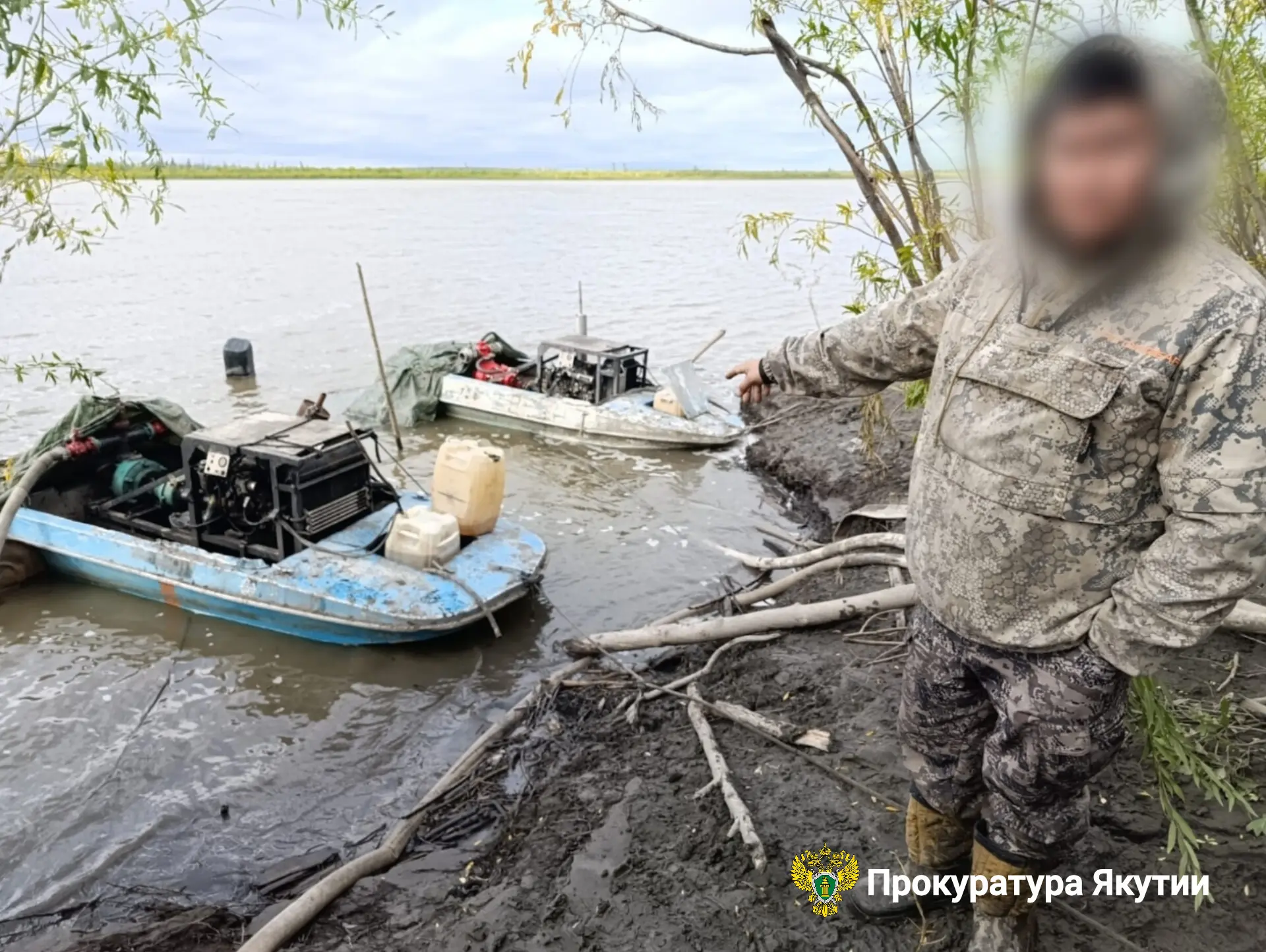Уничтожение деревьев ради базы и бивней мамонта