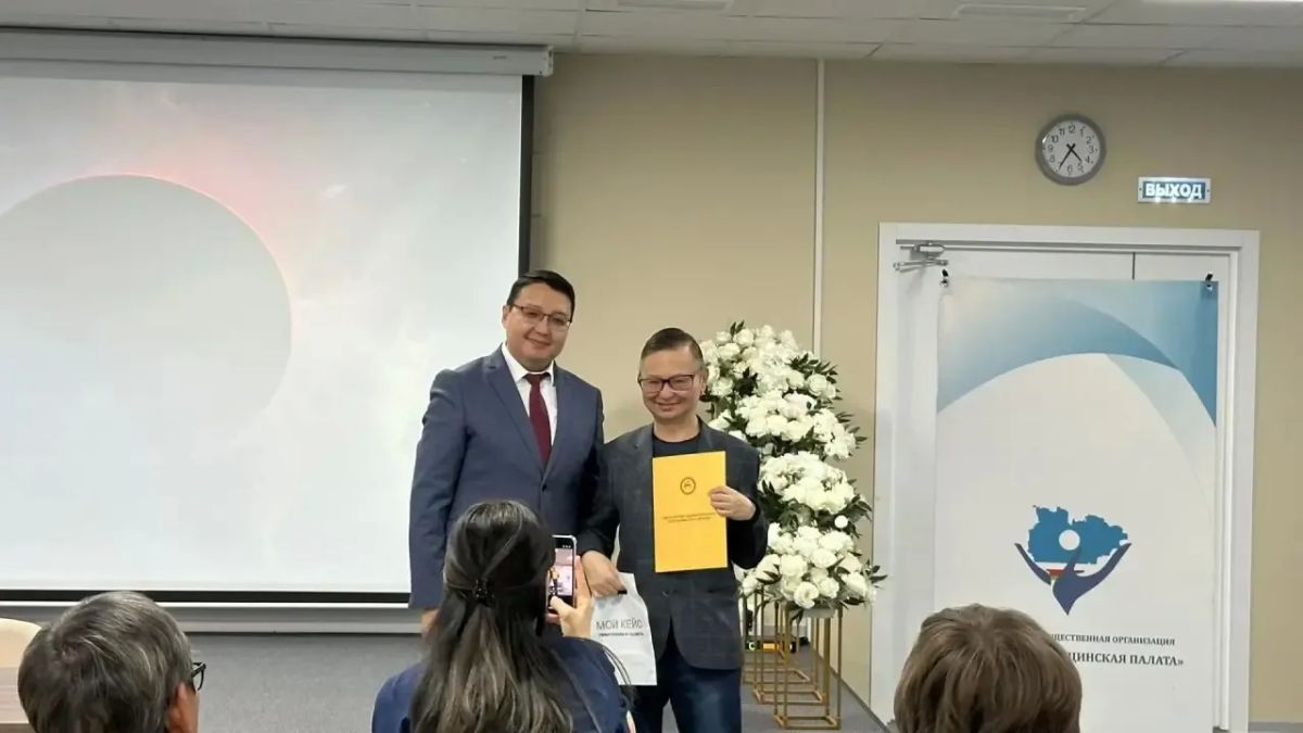 Сотрудники РКБ №3 отмечены наградами Якутской медицинской палаты и Минздрава Якутии Сотрудники РКБ №3 отмечены наградами Якутской медицинской палаты и Минздрава Якутии
