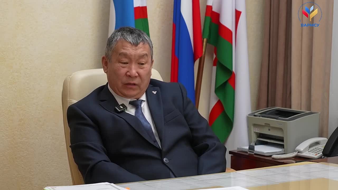 «Я хочу, чтобы жители Якутска были счастливыми людьми»: Дмитрий Садовников рассказал о результатах первых 100 дней работы в должности главы города